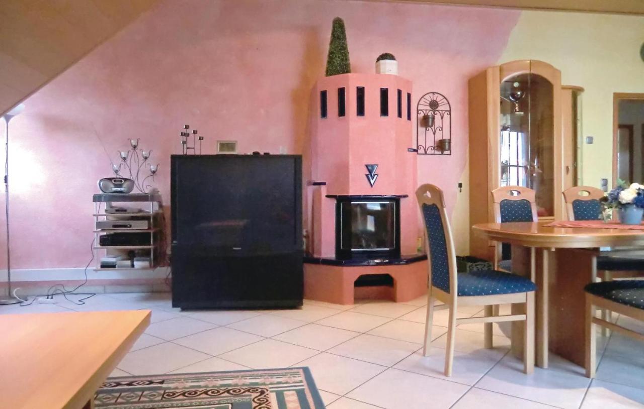 2 Bedroom Nice Apartment In Lissendorf Екстериор снимка